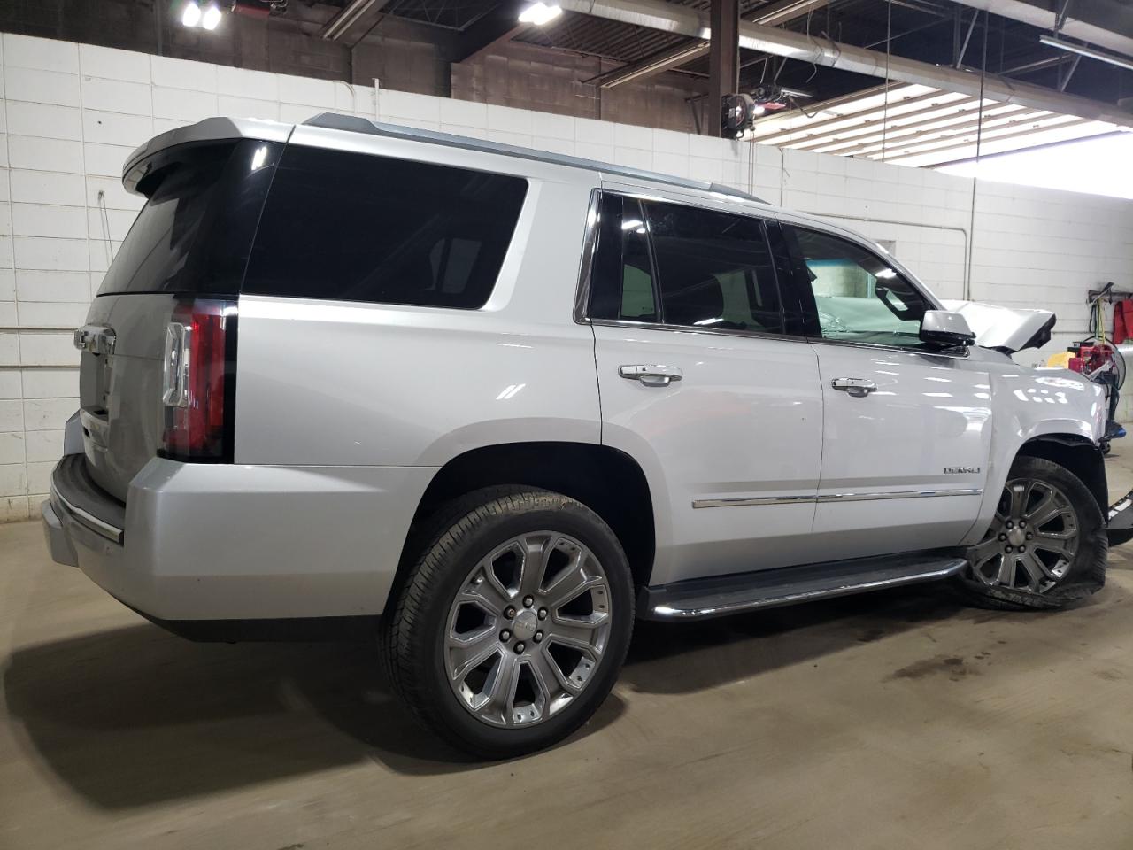 GMC YUKON DENALI