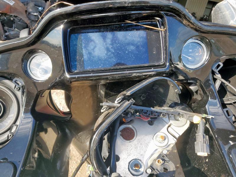 2019 HARLEY-DAVIDSON FLTRXS 1HD1KTP18KB668021