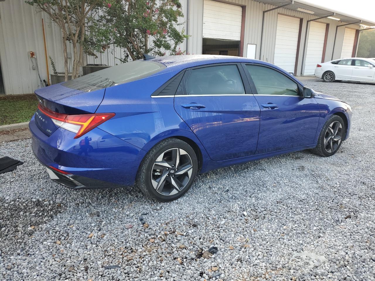 HYUNDAI ELANTRA LIMITED