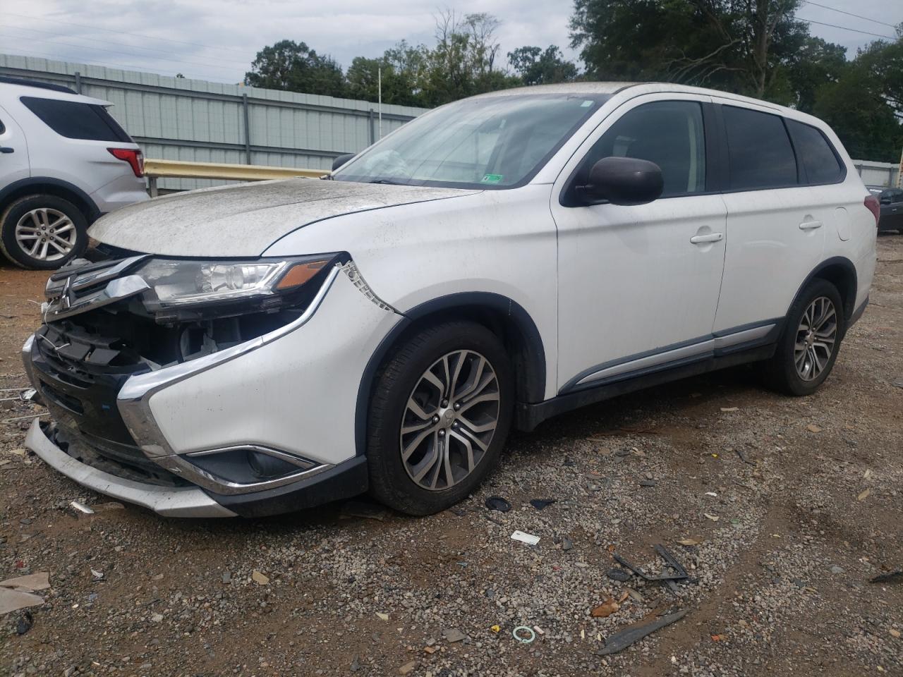 MITSUBISHI OUTLANDER ES