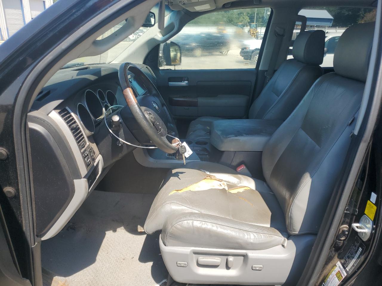 TOYOTA TUNDRA CREWMAX LIMITED