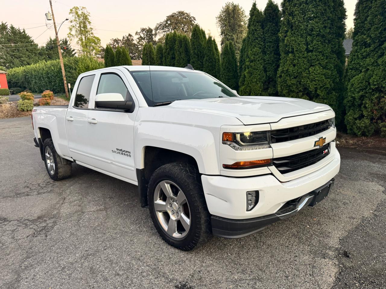 CHEVROLET SILVERADO K1500 LT
