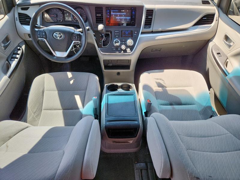 2017 TOYOTA SIENNA LE 5TDKZ3DC3HS850430