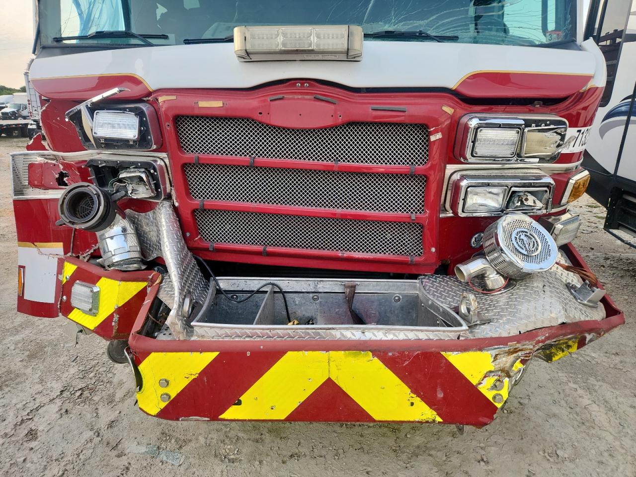 Lot #3232151562 2010 PIERCE MFG. INC. PIERCE