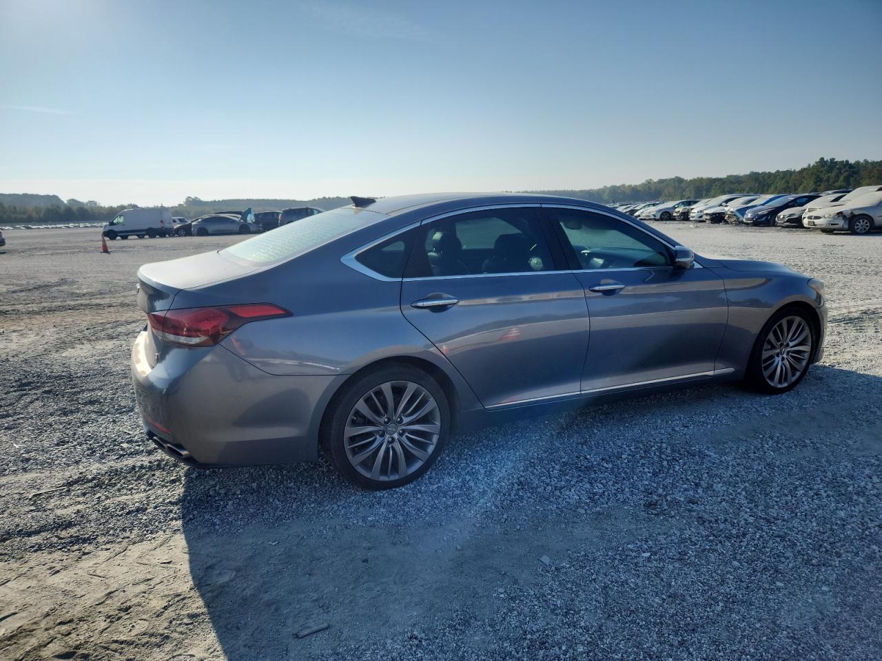 HYUNDAI GENESIS 5.0L