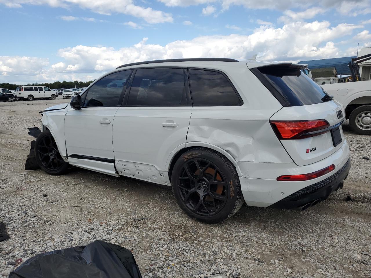 AUDI SQ7 PREMIUM PLUS