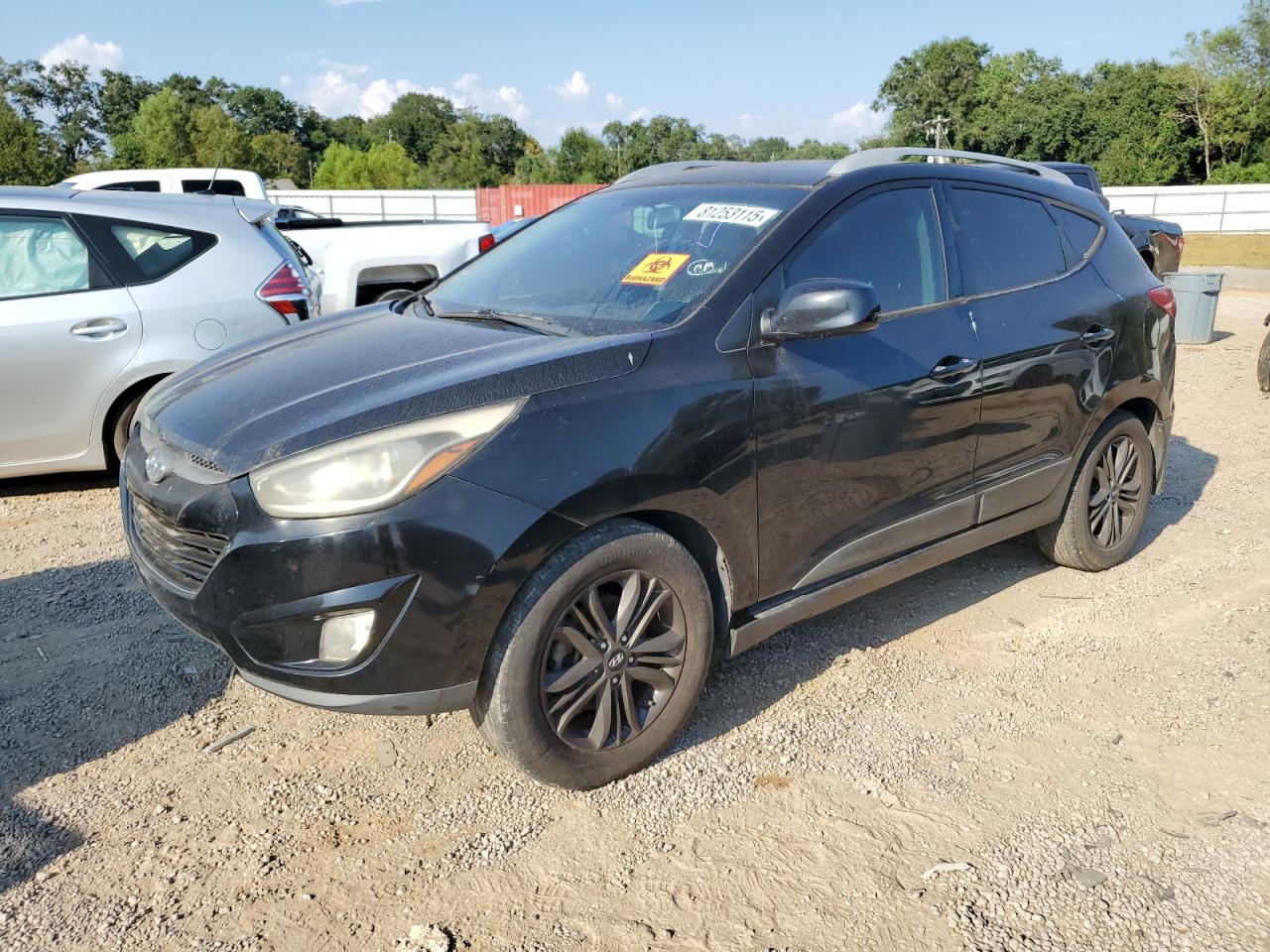  Salvage Hyundai TUCSON
