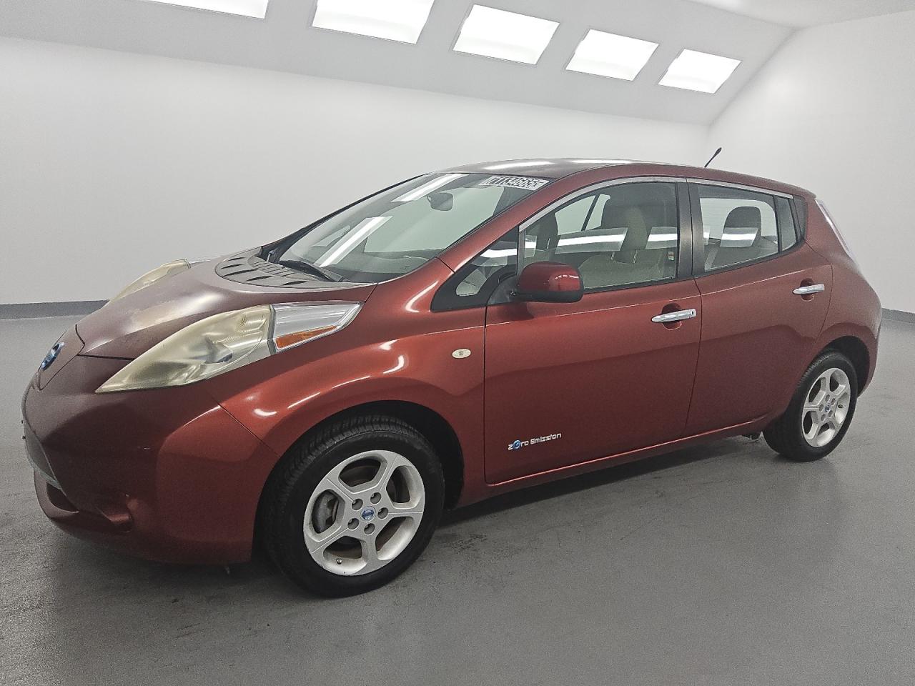 NISSAN LEAF SV