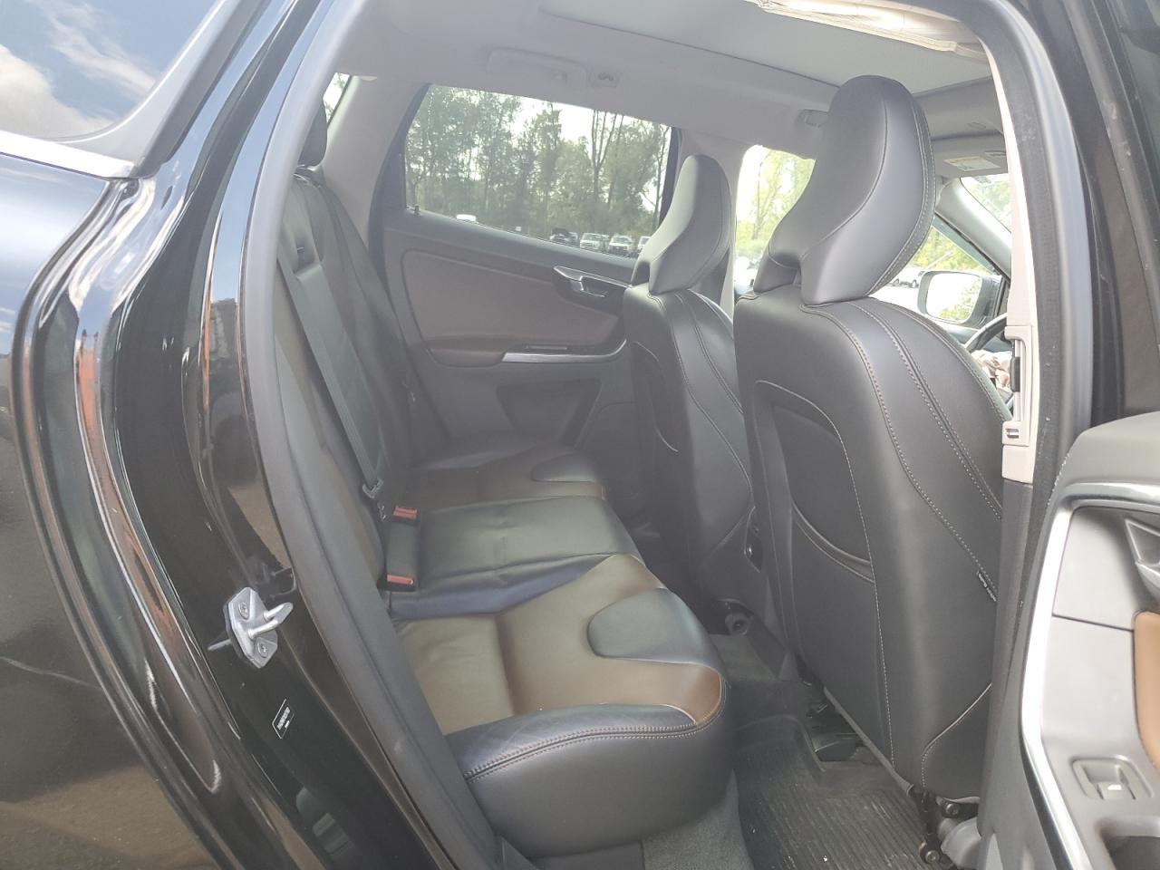 VOLVO XC60 T5 DYNAMIC