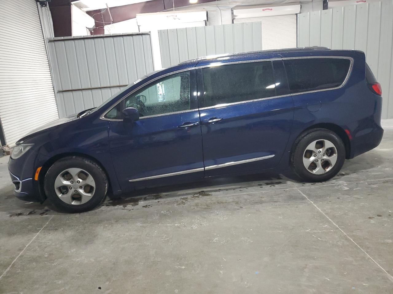 CHRYSLER PACIFICA TOURING L PLUS