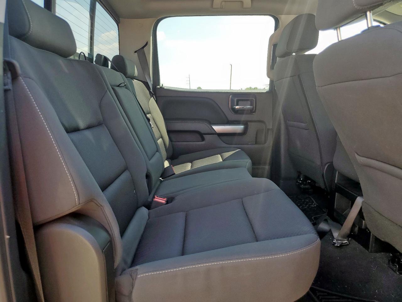 CHEVROLET SILVERADO C1500 LT