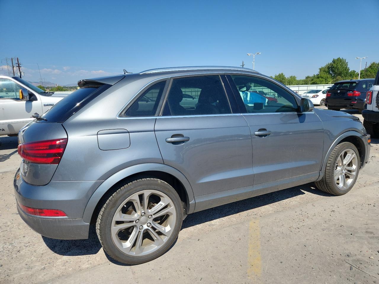 AUDI Q3 PREMIUM PLUS