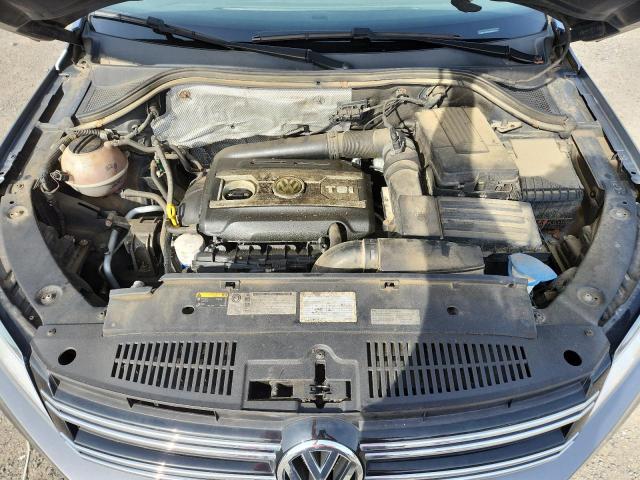 2016 VOLKSWAGEN TIGUAN S WVGBV7AX8GW526118