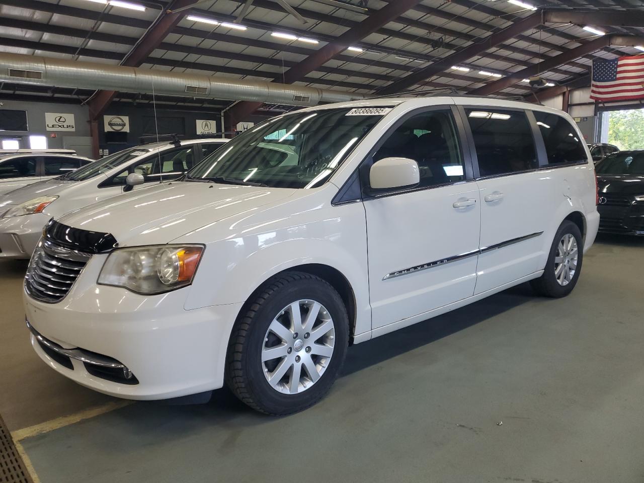 CHRYSLER TOWN & COUNTRY TOURING