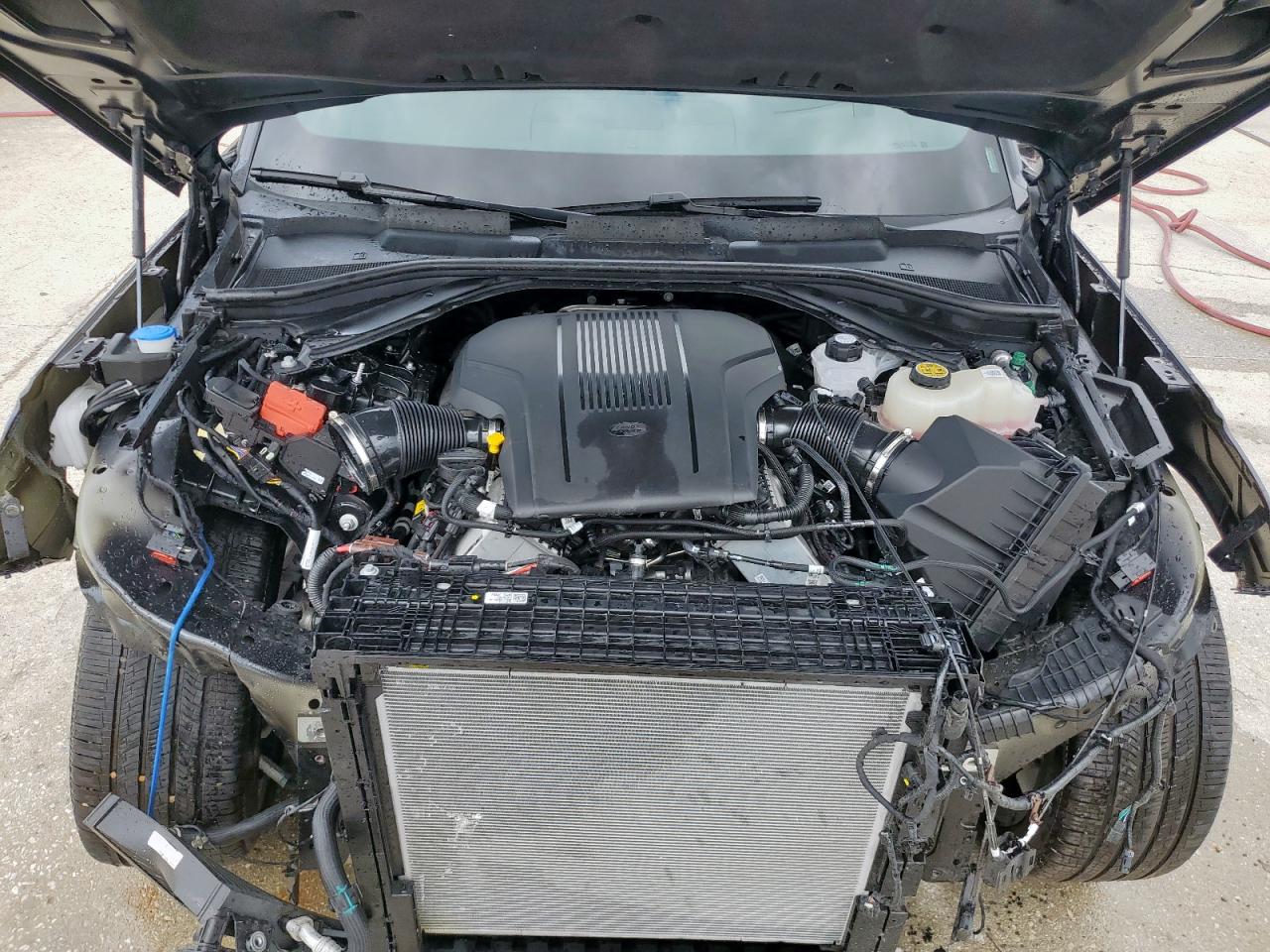 LAND ROVER RANGE ROVER SE