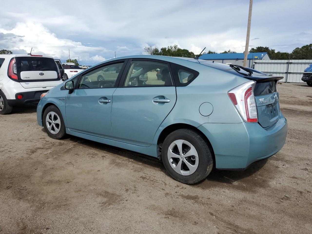TOYOTA PRIUS
