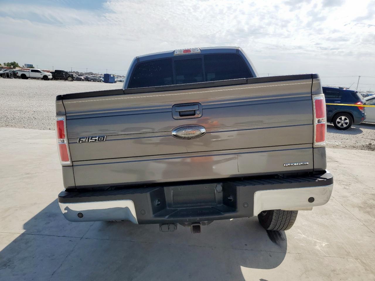 FORD F-150 SUPERCREW