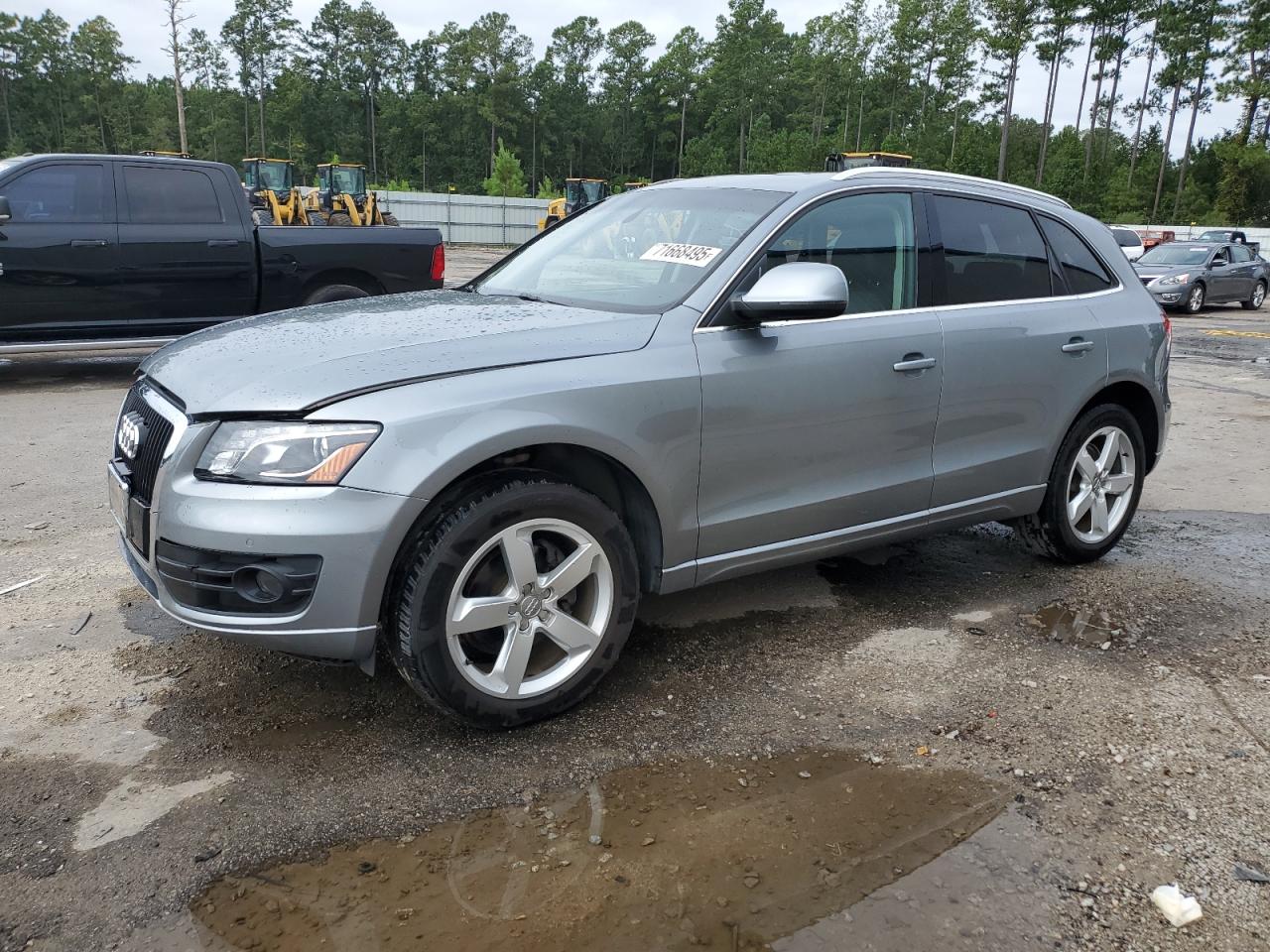 AUDI Q5 PREMIUM PLUS