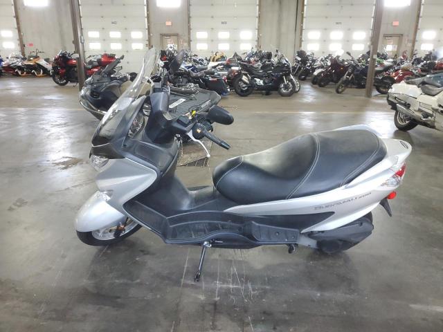 2014 SUZUKI UH200 MLCCH41A8E1600807
