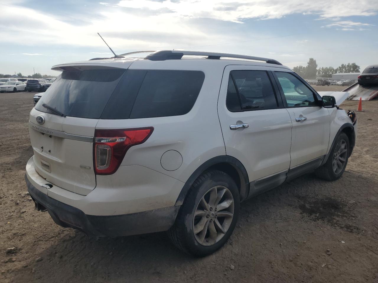 FORD EXPLORER XLT