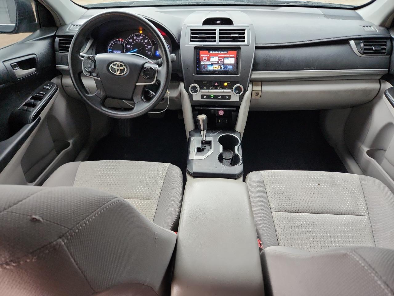 TOYOTA CAMRY BASE