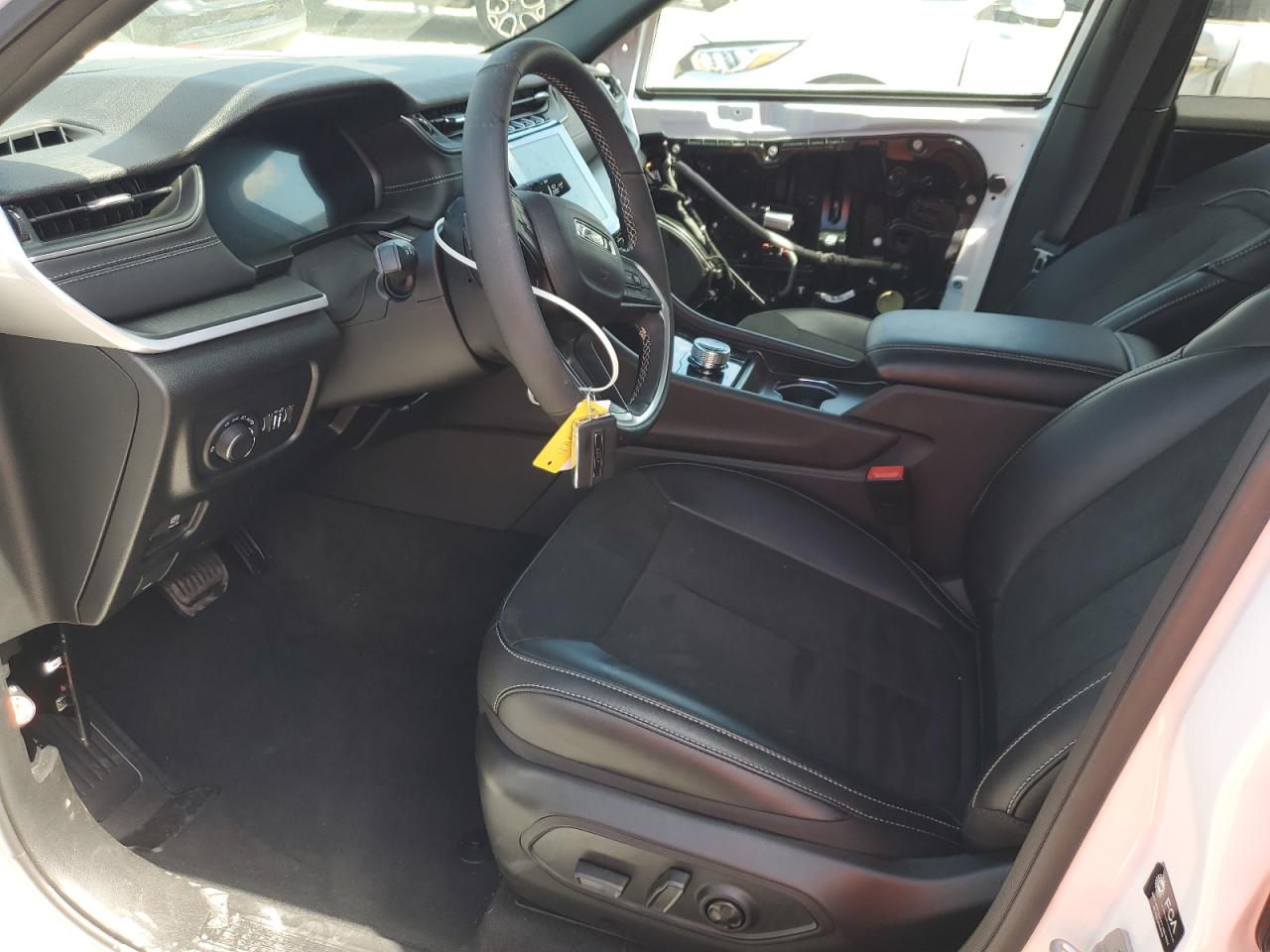 JEEP GRAND CHEROKEE LAREDO