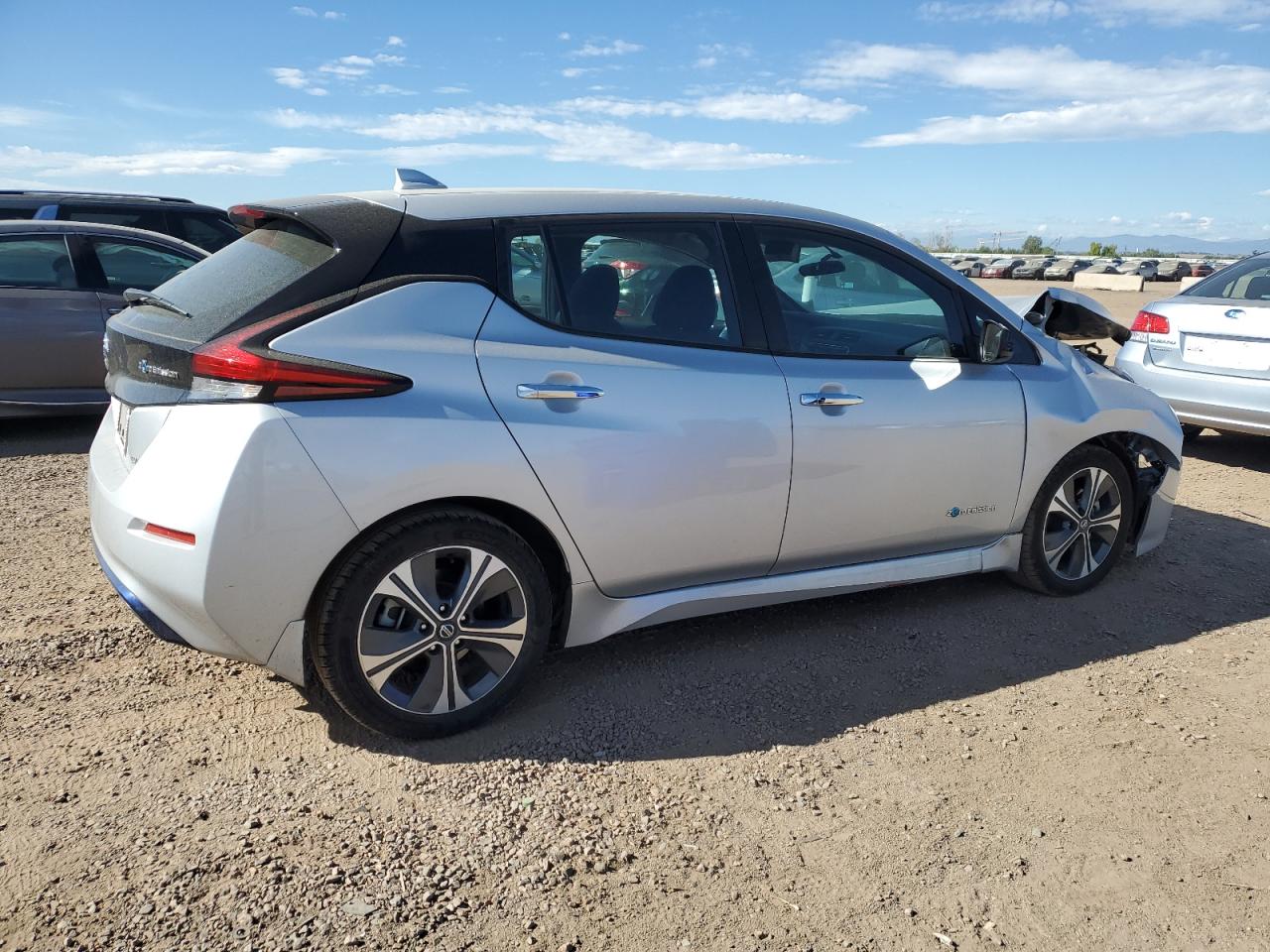 NISSAN LEAF S