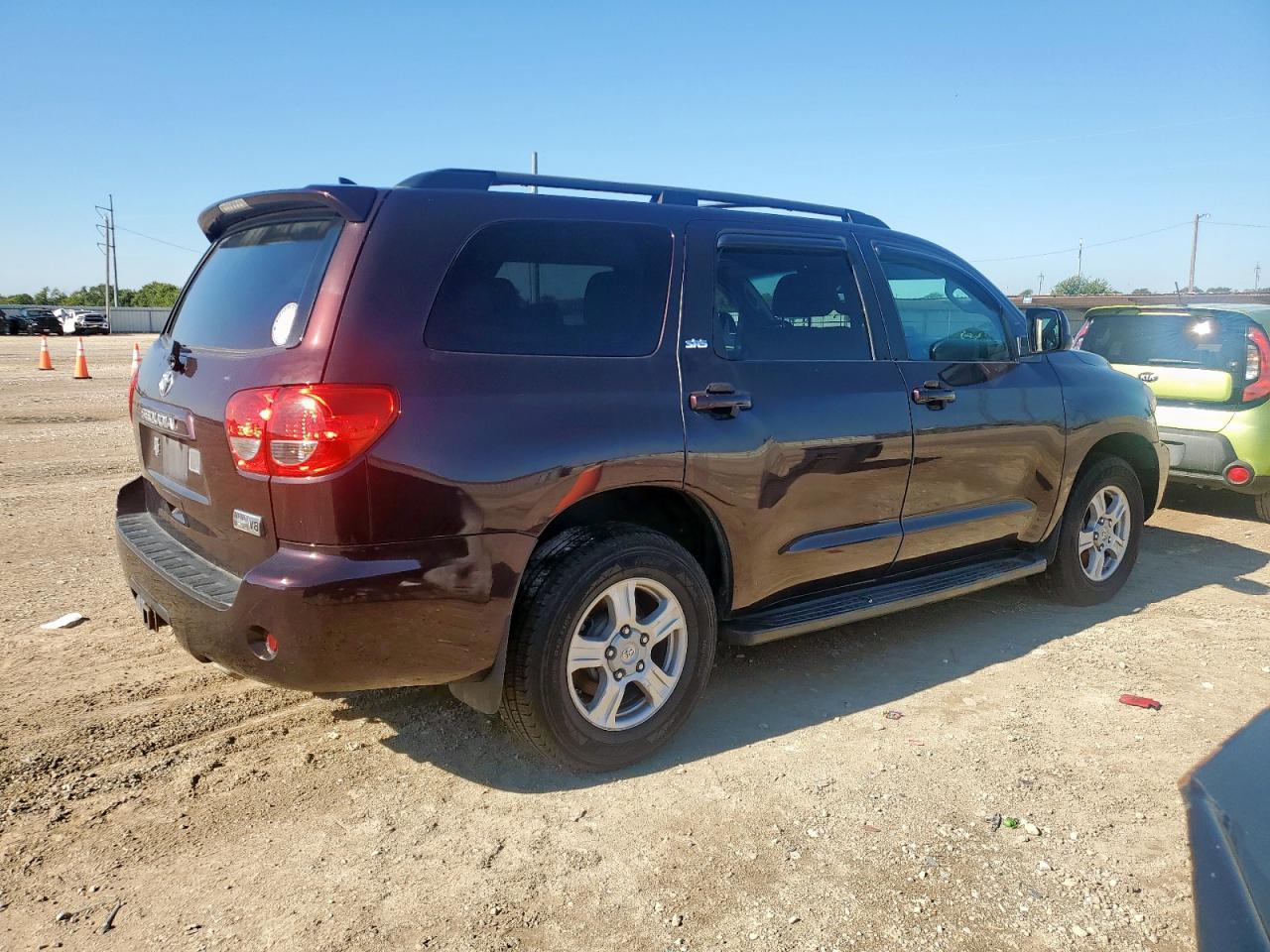 TOYOTA SEQUOIA SR5