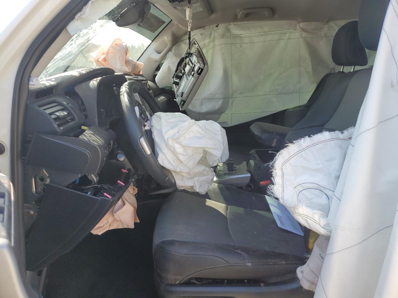 TOYOTA 4RUNNER SR5/SR5 PREMIUM