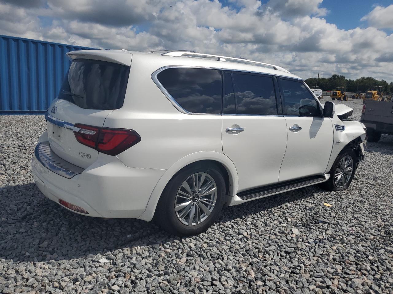 INFINITI QX80 BASE