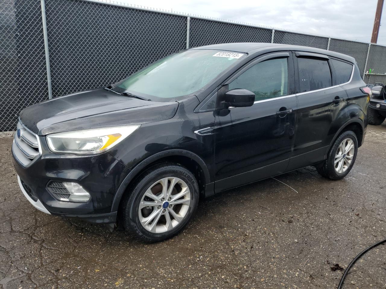 FORD ESCAPE SE
