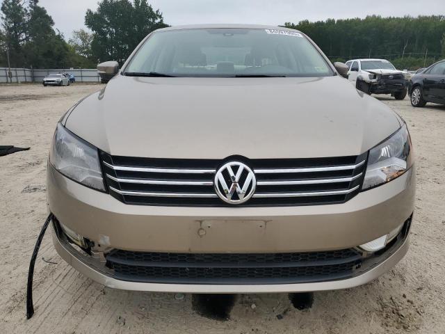 2015 VOLKSWAGEN PASSAT S 1VWAT7A36FC075688