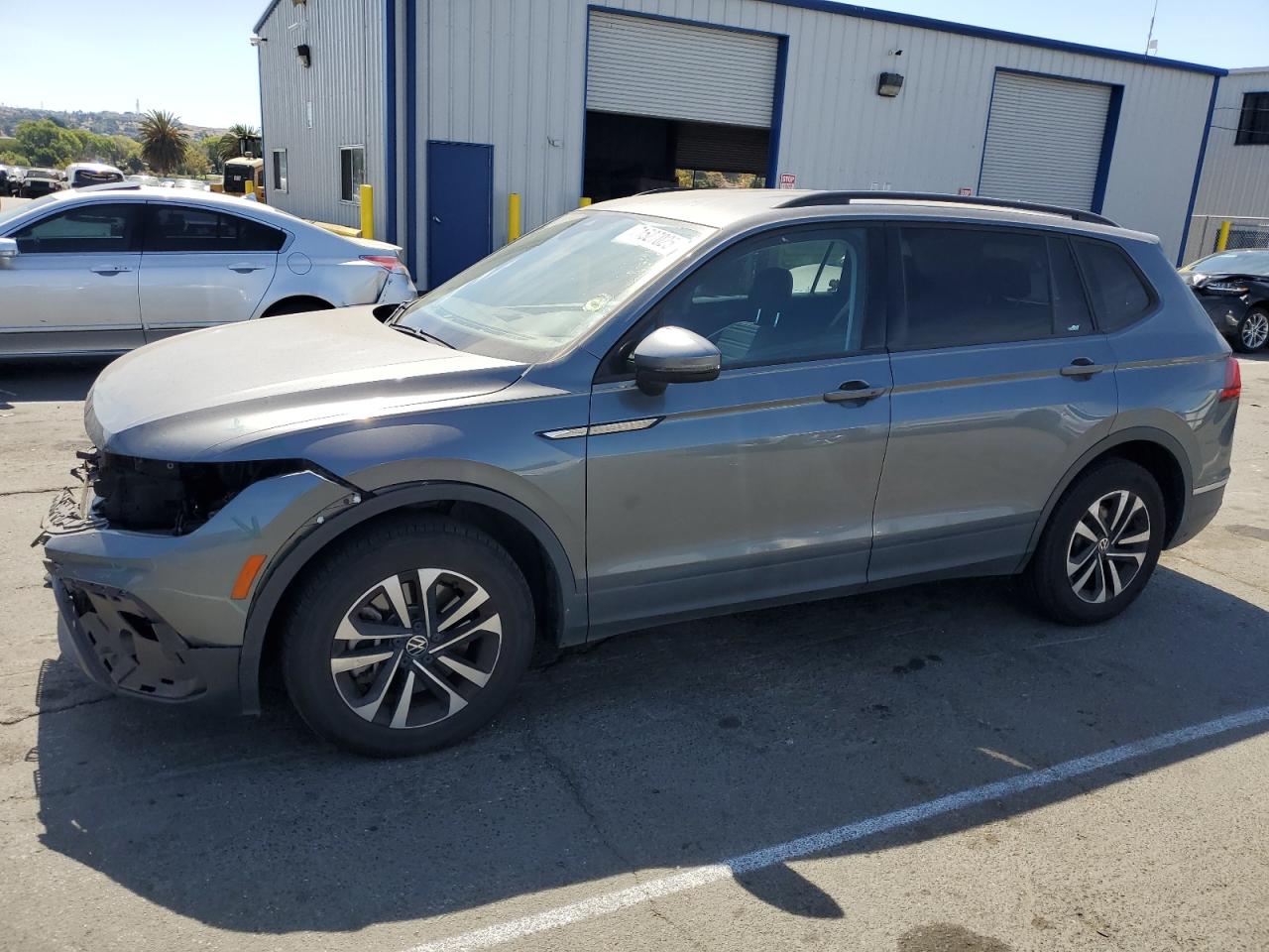VOLKSWAGEN TIGUAN S