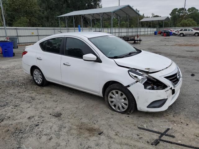 2017 NISSAN VERSA S 3N1CN7AP8HL839625