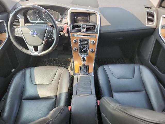 2017 VOLVO XC60 T5 IN YV440MDU7H2132434