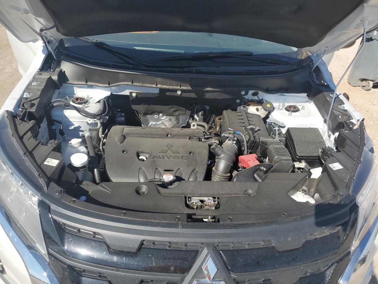 MITSUBISHI OUTLANDER S/SE