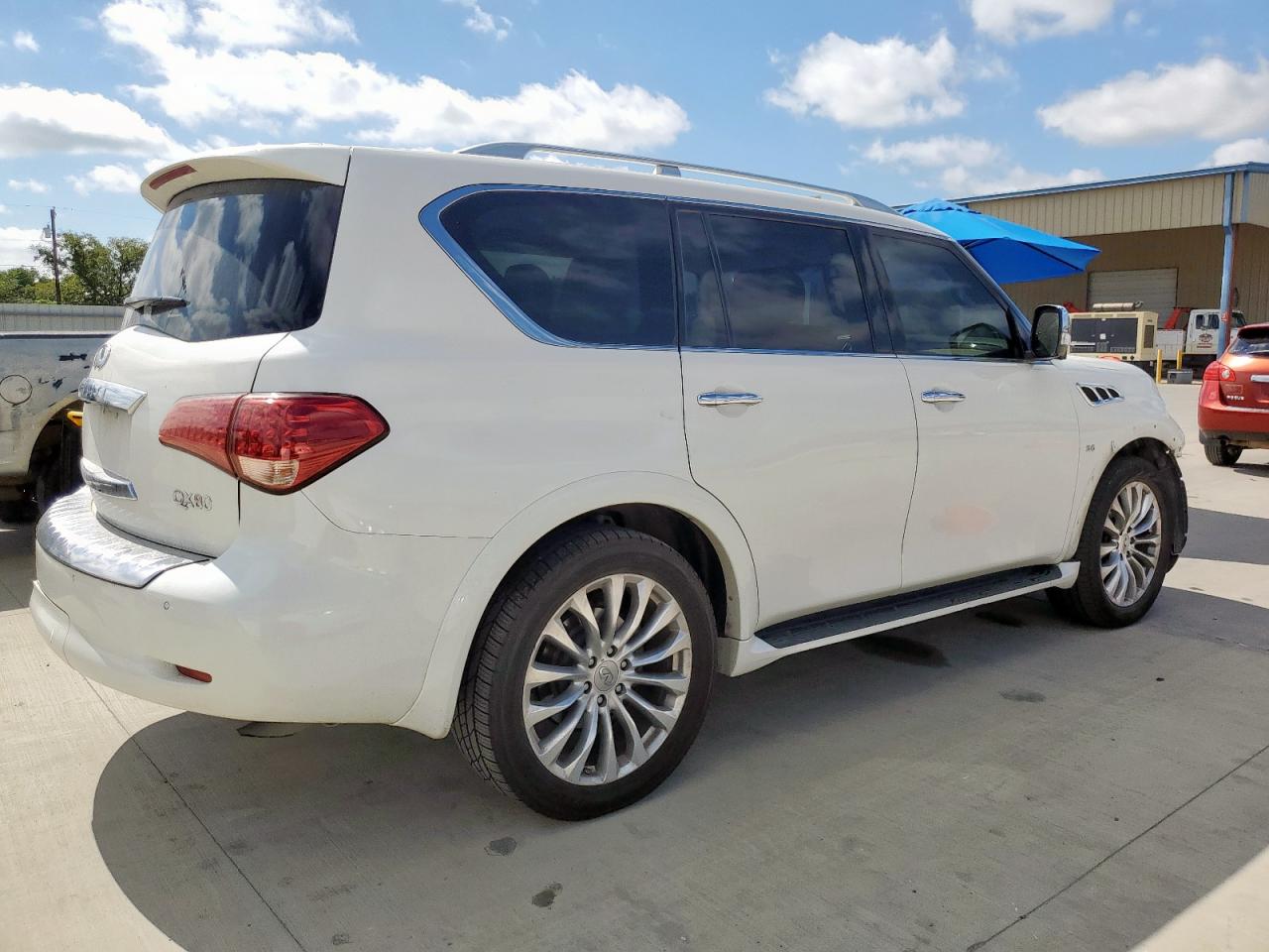INFINITI QX80