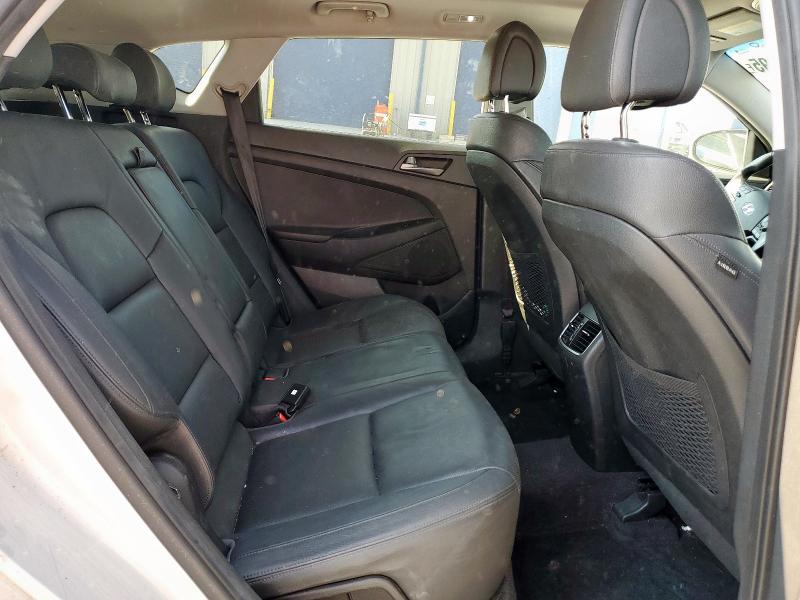 2017 HYUNDAI TUCSON KM8J3CA21HU286020