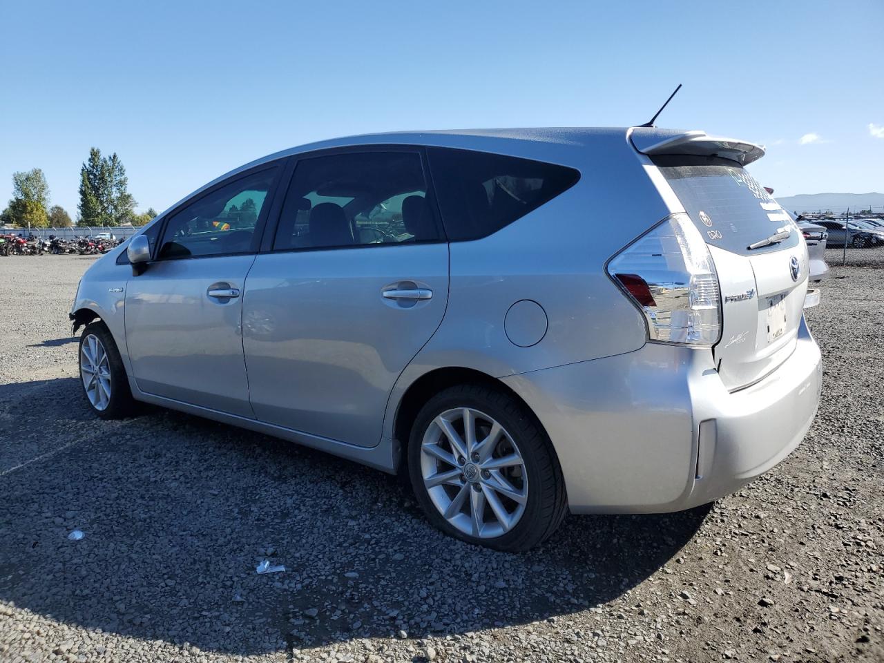 TOYOTA PRIUS V