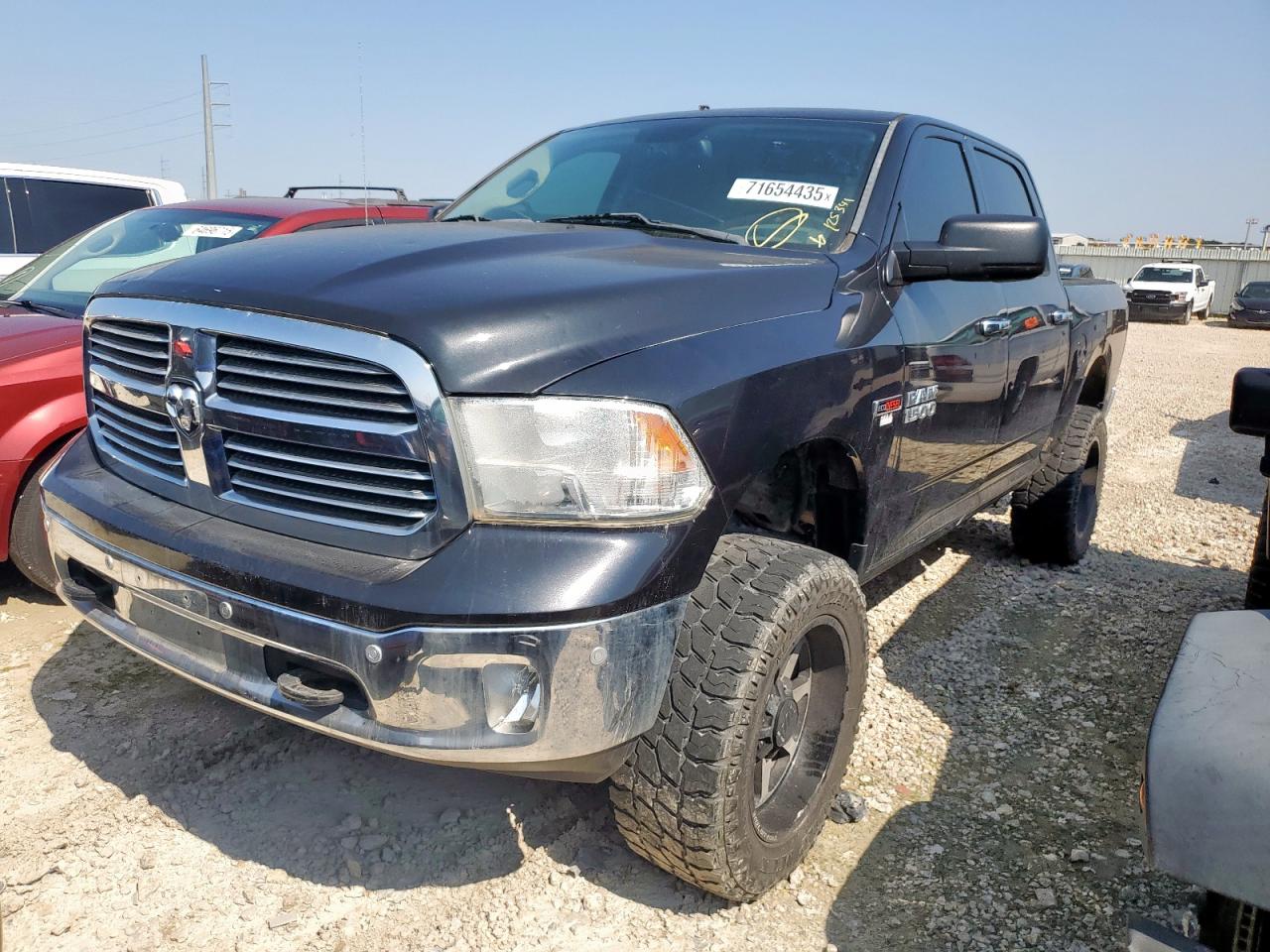 RAM 1500 SLT