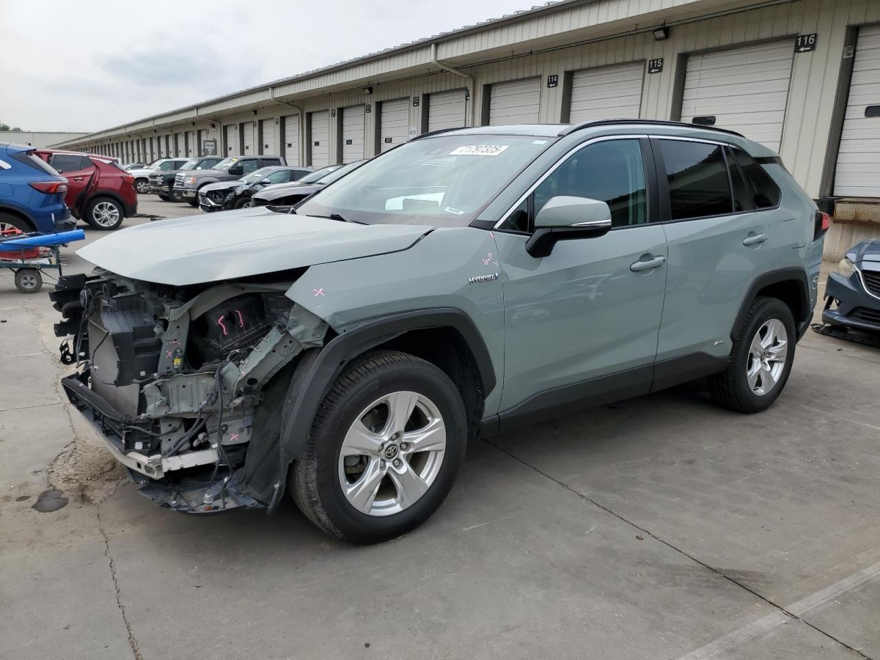  Salvage Toyota RAV4