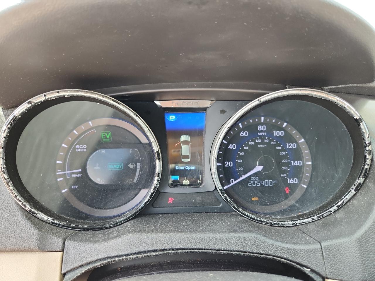 HYUNDAI SONATA HYBRID