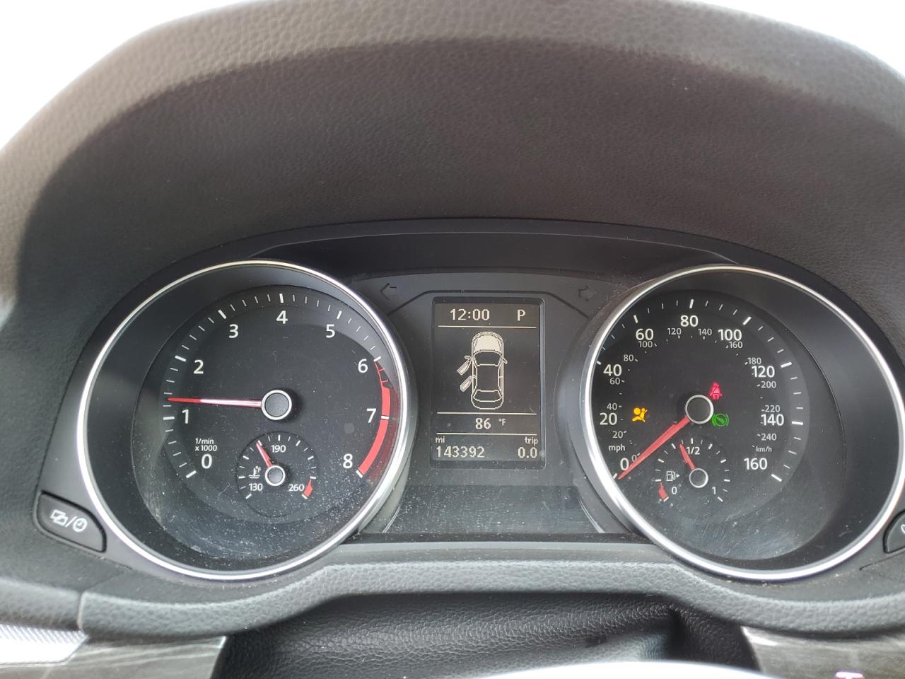 VOLKSWAGEN PASSAT SE