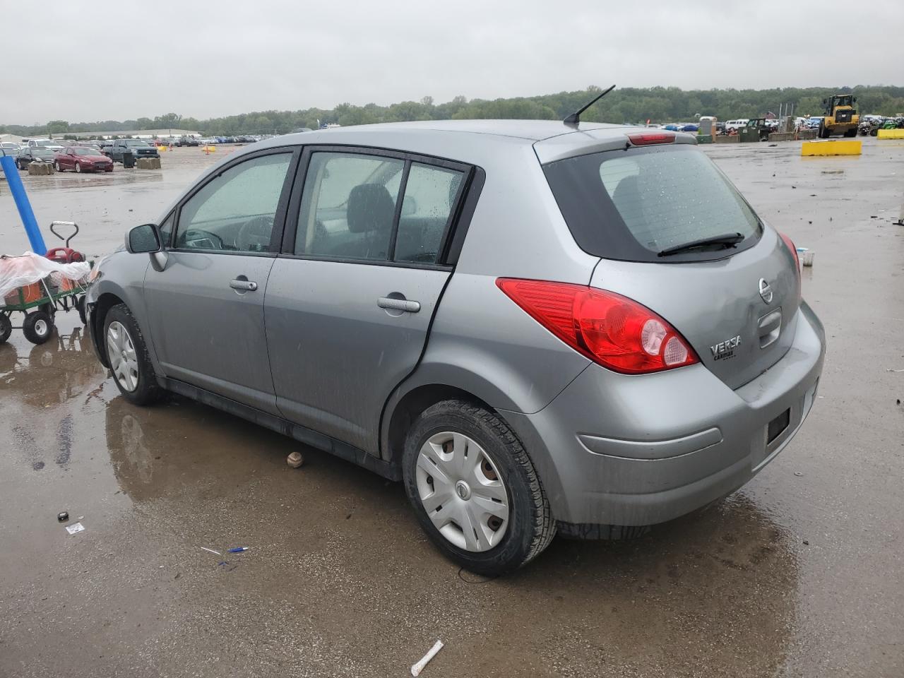 NISSAN VERSA S