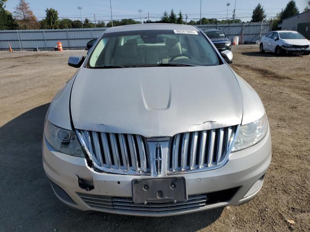 2009 LINCOLN MKS - Other View