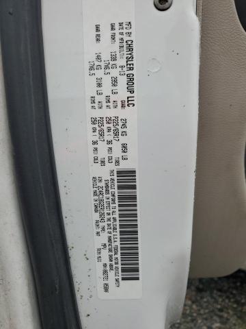 2014 CHRYSLER TOWN & COU - 2C4RC1BG2ER126243