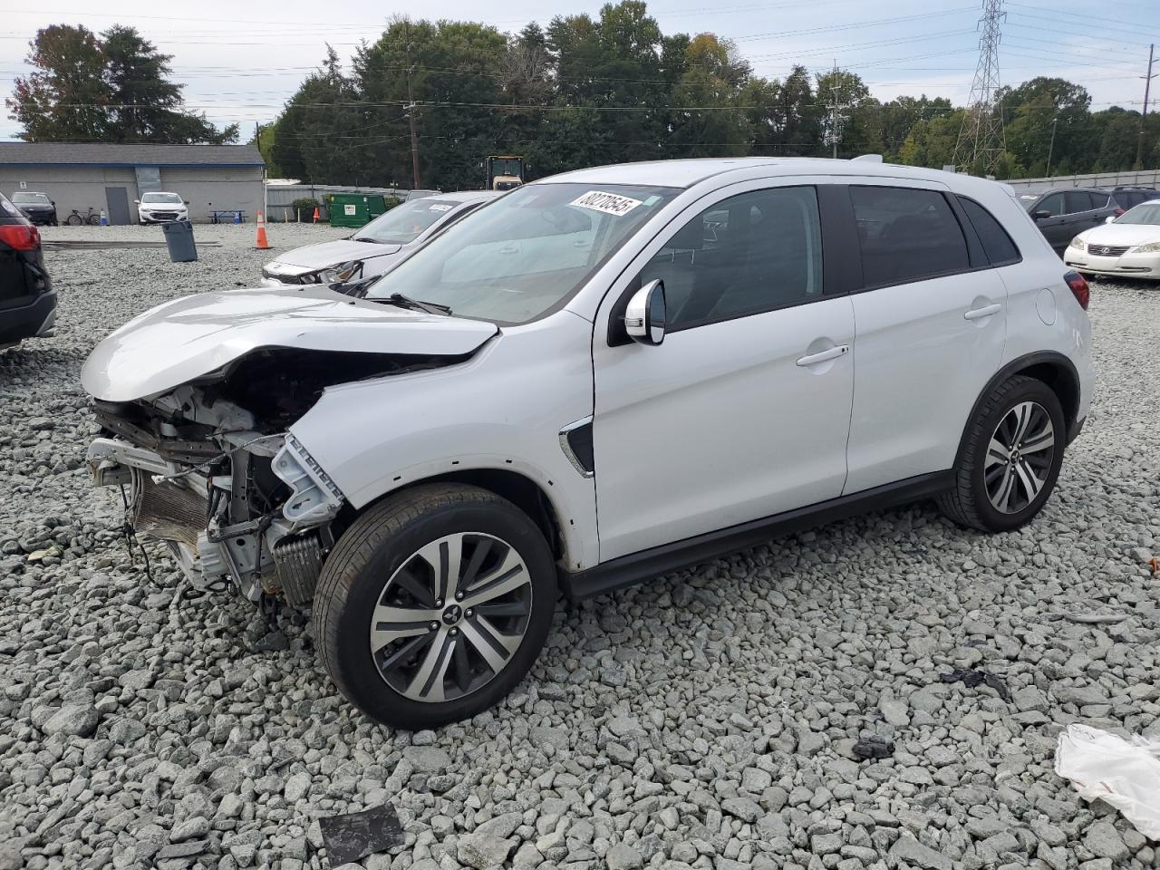 MITSUBISHI OUTLANDER ES