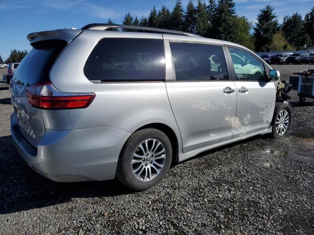 2019 TOYOTA SIENNA XLE 5TDYZ3DC5KS010926