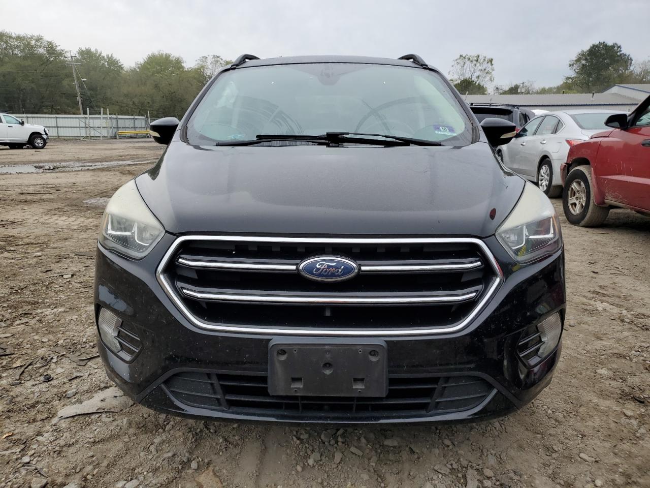 FORD ESCAPE TITANIUM