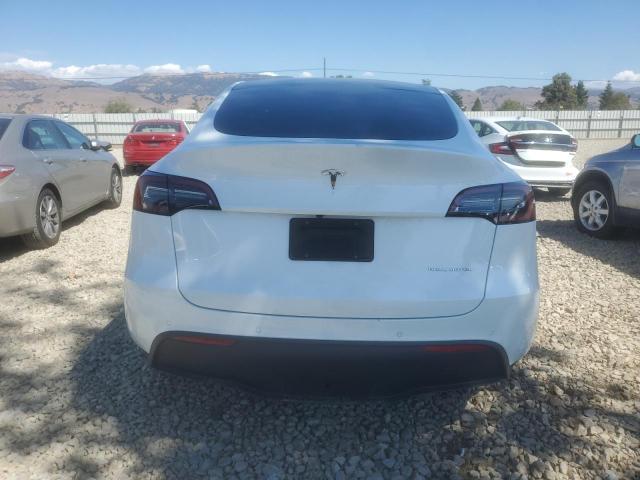 2022 TESLA MODEL Y 7SAYGDEE4NF450790